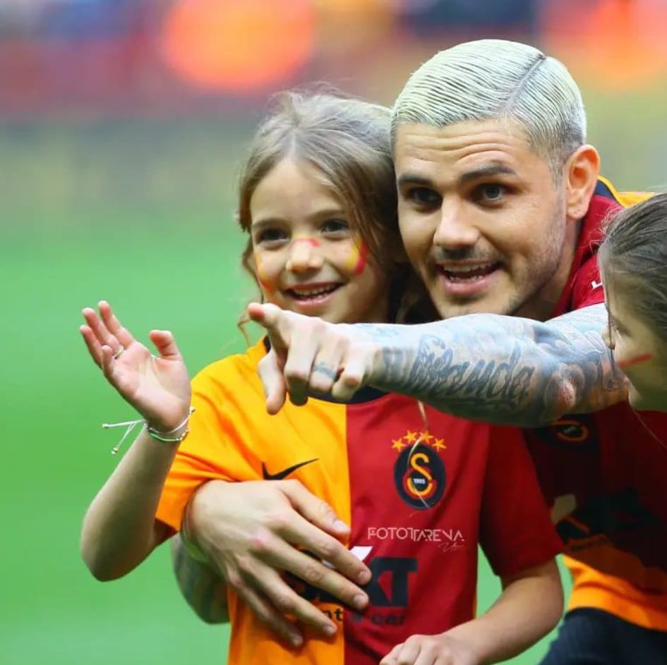 Wanda Nara’nın kızı hünerlerini orgla konuşturdu, ‘Aşkın Olayım’ çaldı! O anlar sosyal medyada gündem oldu