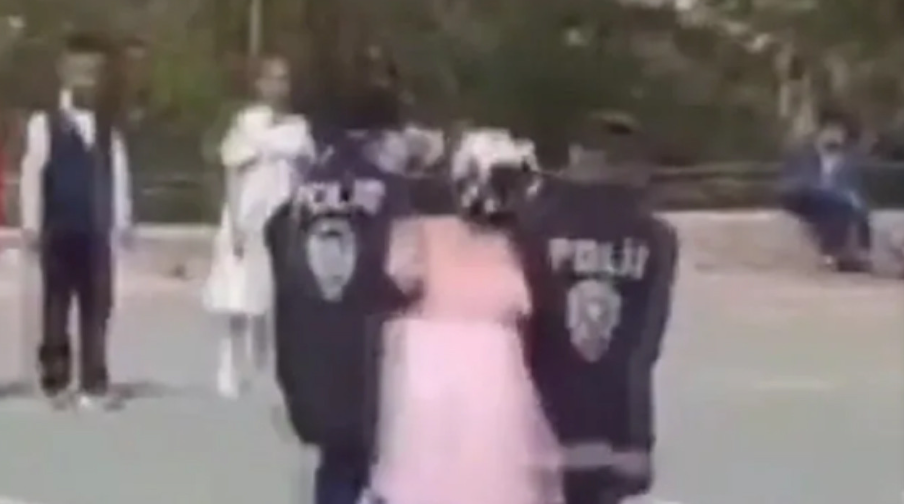 23 Nisan gösterisinde şoke eden o anlar!!