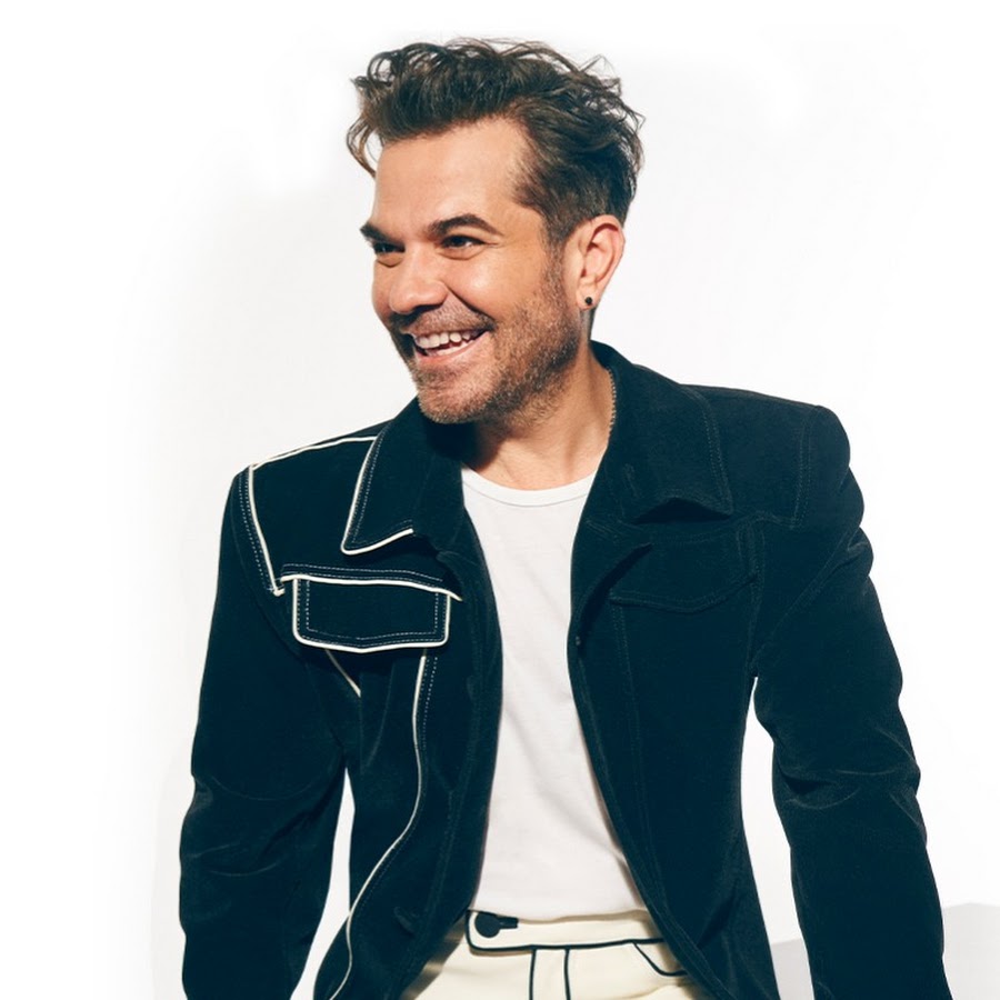 Kenan Doğulu’dan hayranlarına sürpriz!