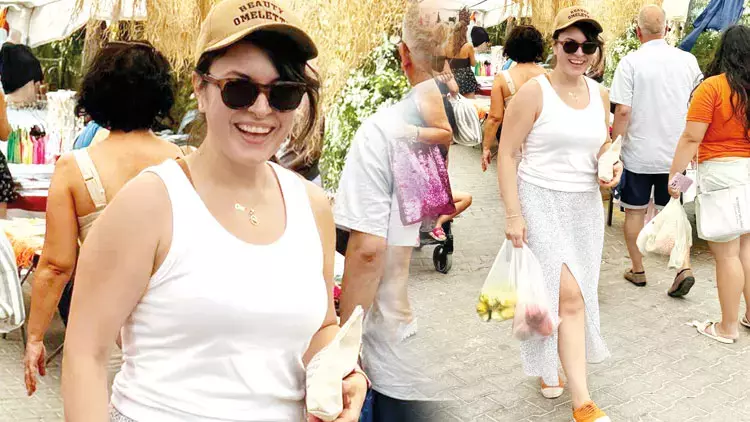 Ezgi Mola Semt Pazarında Görüntülendi! Ünlü İsimlerin Doğal Ev Halleri Dikkat Çekiyor