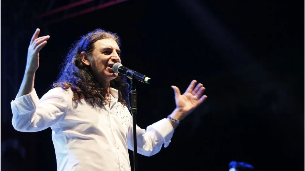 Murat Kekilli’nin Acı Günü: Annesini Gözyaşlarıyla Uğurladı