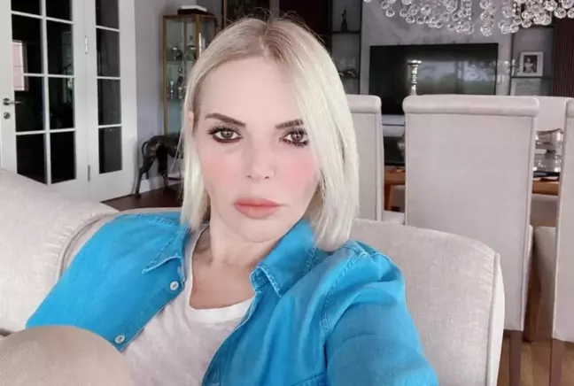 Fulden Uras’ın Acı Kaybı: Ünlü Şarkıcı Babasını Kaybetti