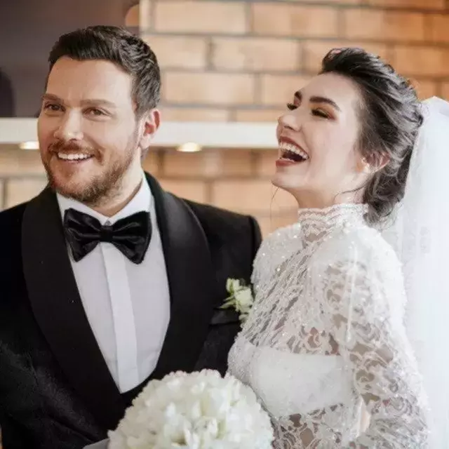 Sinan Akçıl’la Barıştıkları İddia Edilmişti! Burcu Kıratlı’dan İddialara Yanıt Geldi