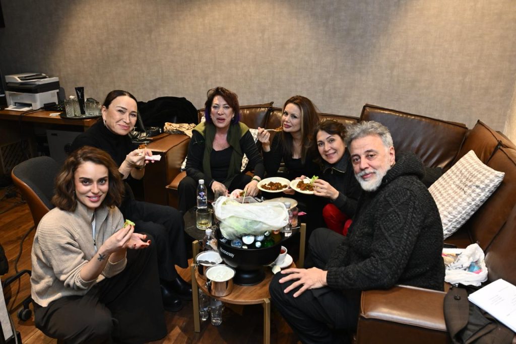 BALDIZ SETİNE ÜNLÜ AKINI!