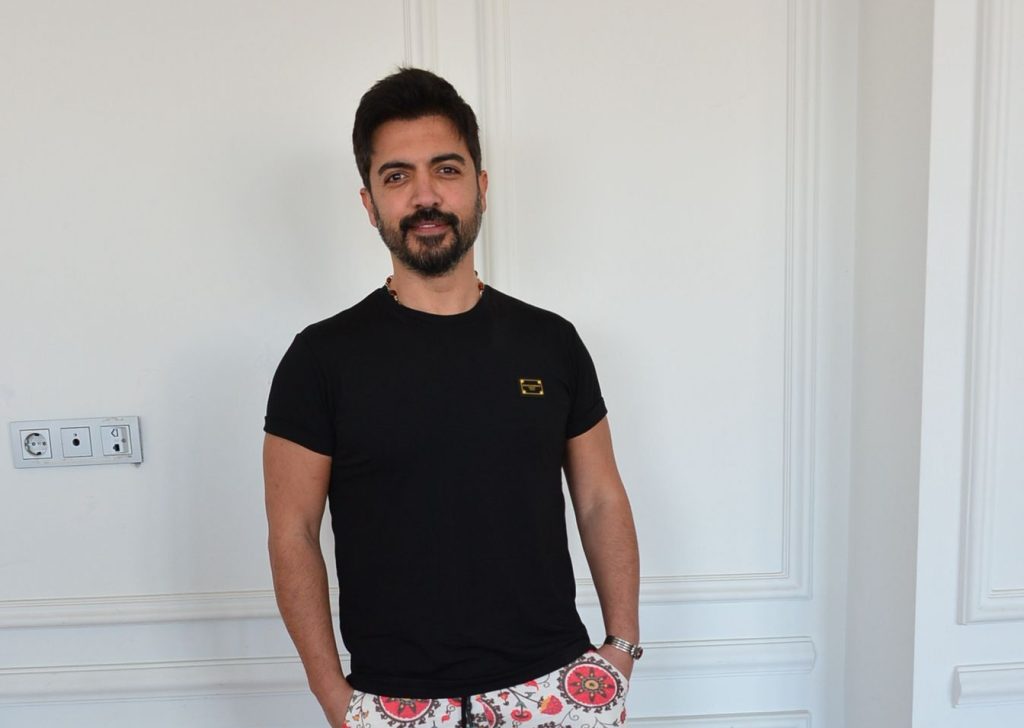 Yusuf Güney’den Astral Seyahatten Sonra Sahnelere Geri Dönüş!