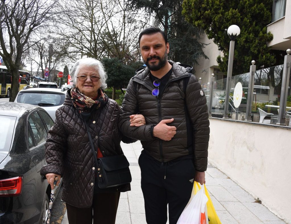 Alişan’dan Anlamlı Ziyaret