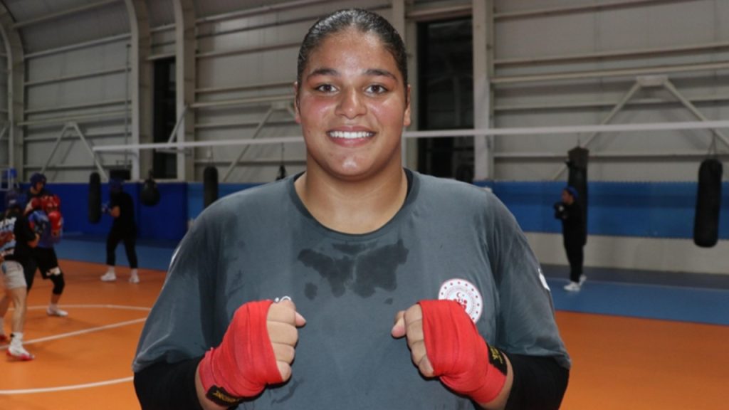 Trabzonlu Boksör Havvanur Kethüda Dünya Şampiyonu Oldu!