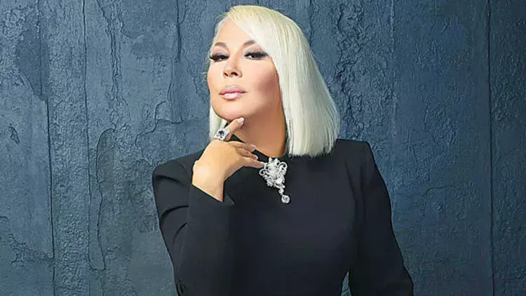 Safiye Soyman’ın Son Paylaşımı Şaşkına Çevirdi! Takipçileri Tanımakta Zorlandı!