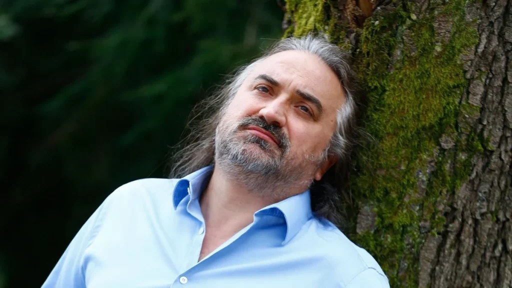 Sanat Camiası Yasta! Volkan Konak Hayatını Kaybetti: Peş Peşe Taziye Mesajları