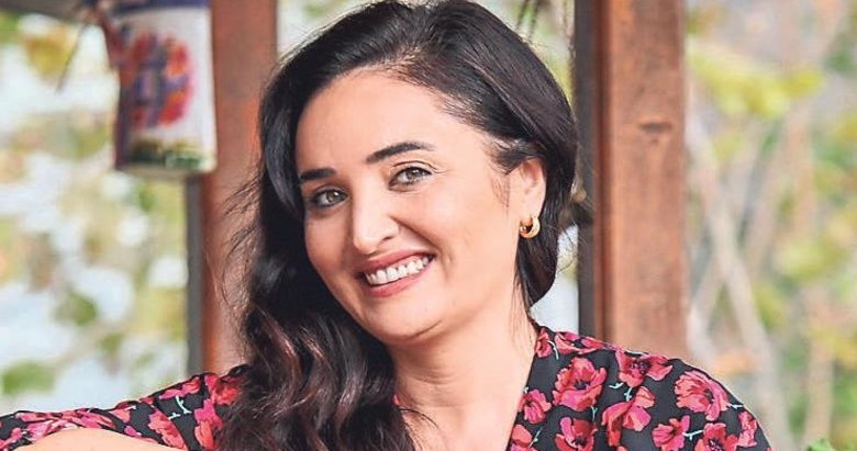 Fadik Sevin Atasoy’dan Esprili İtiraf: “Işınlanma İlişkimi Kurtarırdı!”