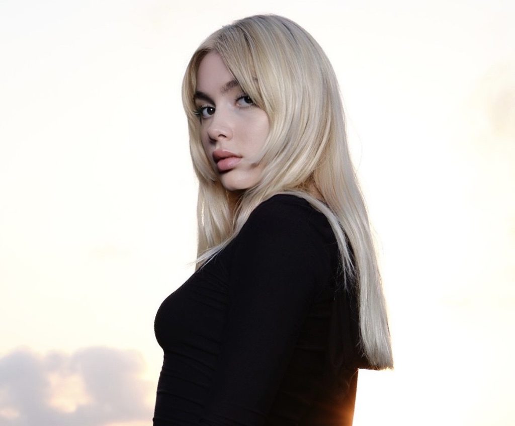 Aleyna Tilki Bu Kez JJ Arena’da Rock Modunda