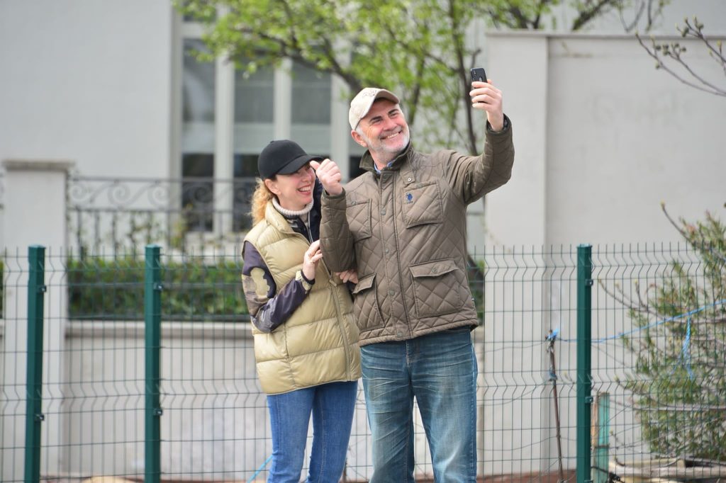 Bebek aşıkları “Saral Çifti” objektiflere yakalandı