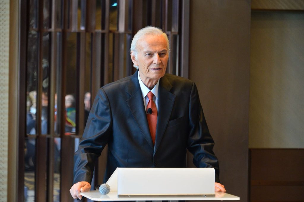 Ediz Hun Vasiyetini Açıkladı