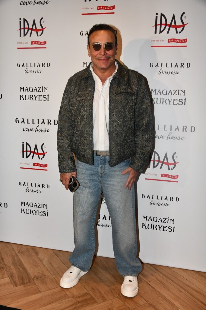 Cenk eren
