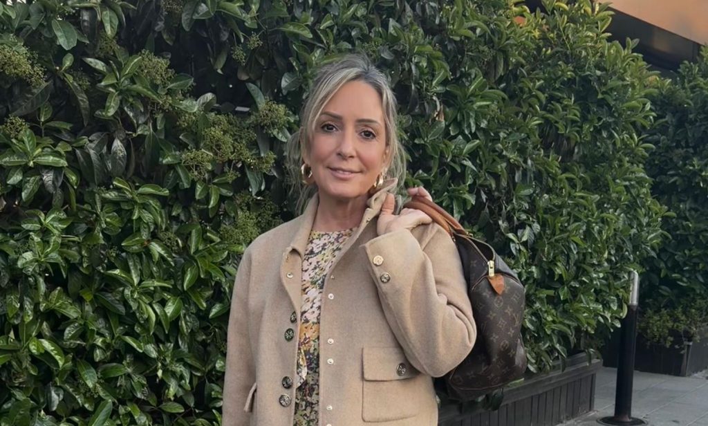 Tatil Hazırlığı Yapan Saba Tümer Bikini Uyarısıyla Güldürdü