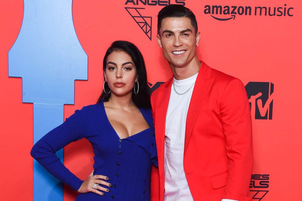 Ronaldo’nun Gündeme Bomba Gibi Düşen Evlilik Anlaşması: “Georgina’ya Milyon Dolarlık Ömür Boyu Garanti” İddiası!